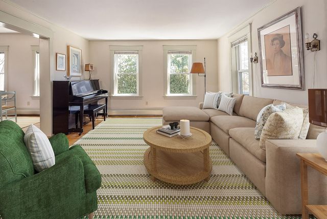 329 Front St, Marion, MA 02738