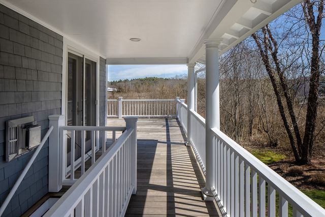 329 Front St, Marion, MA 02738
