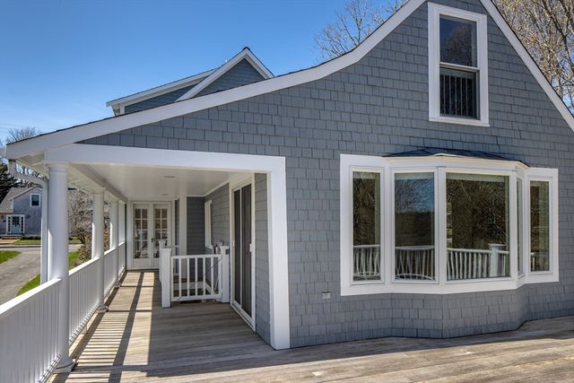 329 Front St, Marion, MA 02738