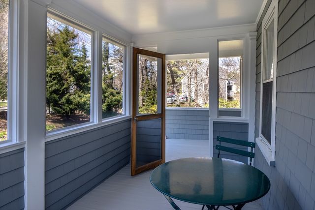 329 Front St, Marion, MA 02738