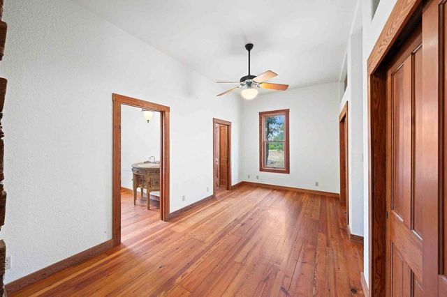 7625 N State Hwy 16, Fredericksburg, TX 78624