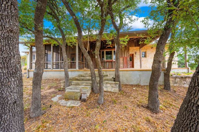 7625 N State Hwy 16, Fredericksburg, TX 78624