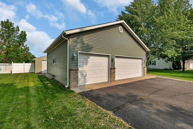 1506 6th Avenue N, Sartell, MN 56377