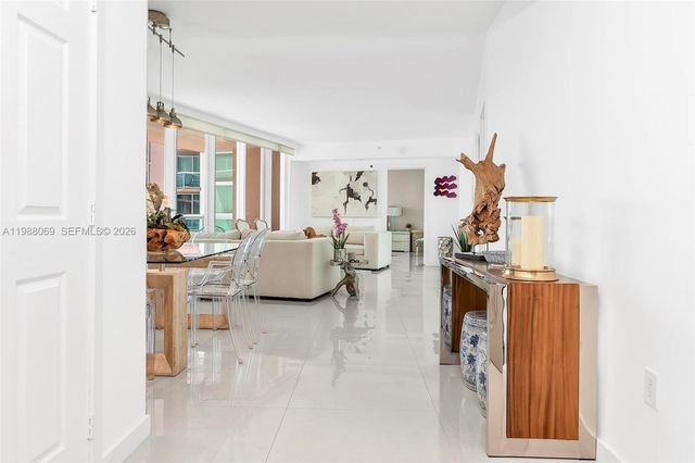 3370 Hidden Bay Drive 2210, Aventura, FL 33180