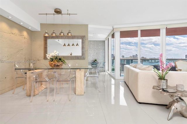 3370 Hidden Bay Drive 2210, Aventura, FL 33180