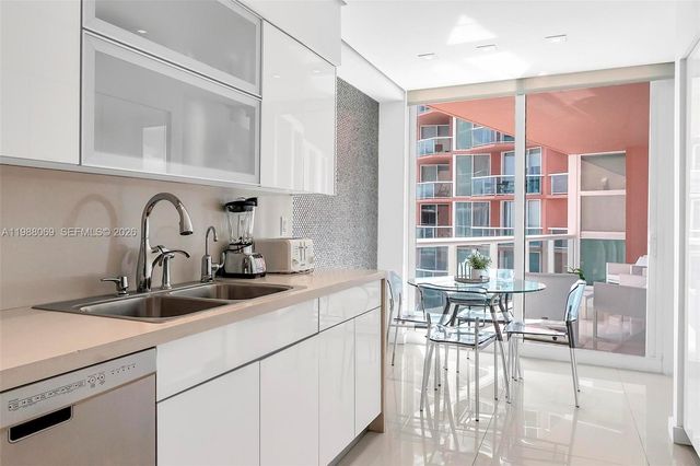 3370 Hidden Bay Drive 2210, Aventura, FL 33180