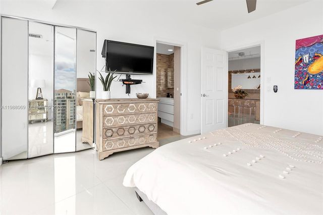 3370 Hidden Bay Drive 2210, Aventura, FL 33180