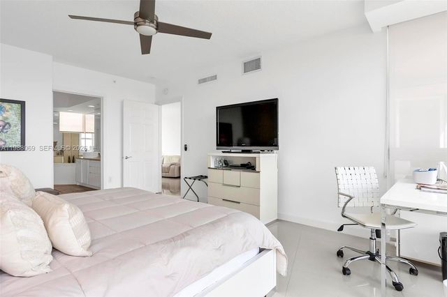 3370 Hidden Bay Drive 2210, Aventura, FL 33180