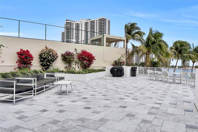 3370 Hidden Bay Drive 2210, Aventura, FL 33180
