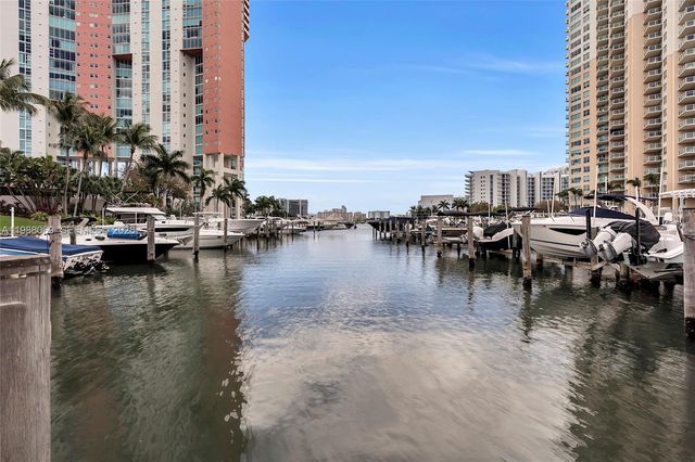 3370 Hidden Bay Drive 2210, Aventura, FL 33180