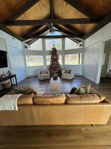 811 Heatherton DR, Covington, VA 24426