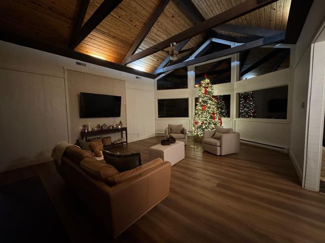 811 Heatherton DR, Covington, VA 24426