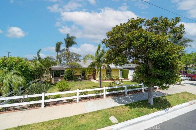 831 S Hampstead, Anaheim, CA 92802