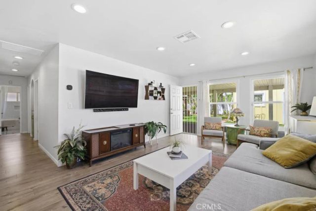 831 S Hampstead, Anaheim, CA 92802
