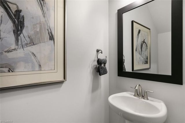 139 Briarwood Lane, Bermuda Run, NC 27006