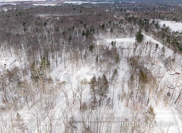 4074 W Roosevelt Road, Montague, MI 49437