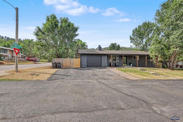 3623 SYCAMORE PL, Rapid City, SD 57702