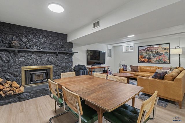 3623 SYCAMORE PL, Rapid City, SD 57702