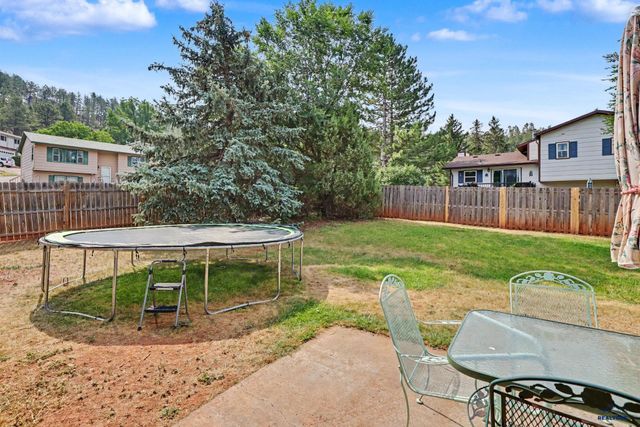 3623 SYCAMORE PL, Rapid City, SD 57702