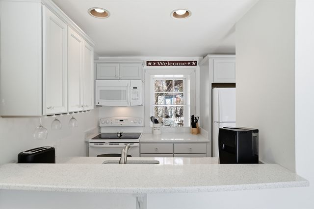 14 Hammock Pond Rd. 789, Mashpee, MA 02649