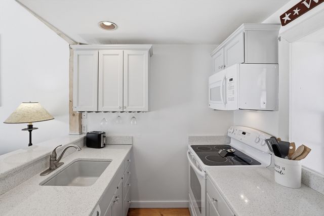 14 Hammock Pond Rd. 789, Mashpee, MA 02649