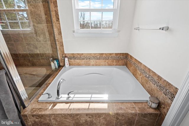 5 TAYLORS HILL WAY, Fredericksburg, VA 22405