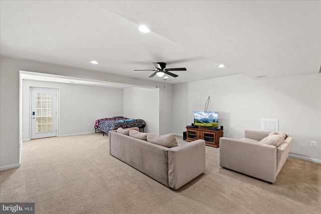 5 TAYLORS HILL WAY, Fredericksburg, VA 22405