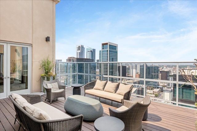 98 San Jacinto BLVD 1305, Austin, TX 78701