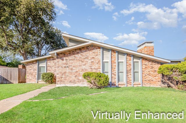 706 Greenhill Lane, Grand Prairie, TX 75052
