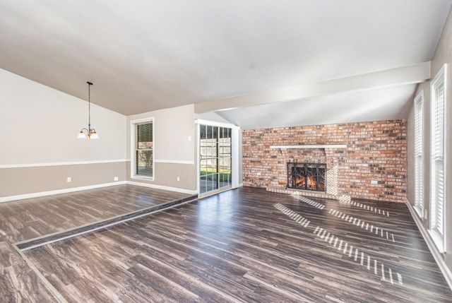 706 Greenhill Lane, Grand Prairie, TX 75052