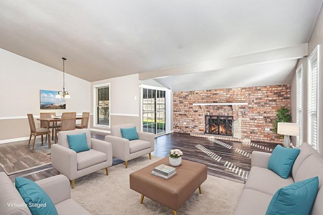 706 Greenhill Lane, Grand Prairie, TX 75052