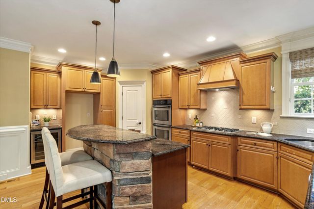 8107 Henderson Road, Apex, NC 27539