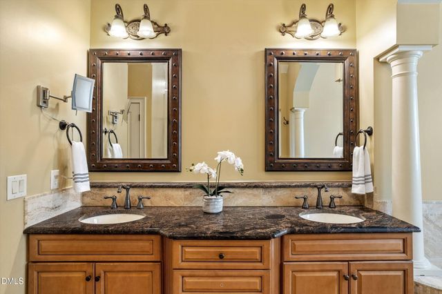 8107 Henderson Road, Apex, NC 27539