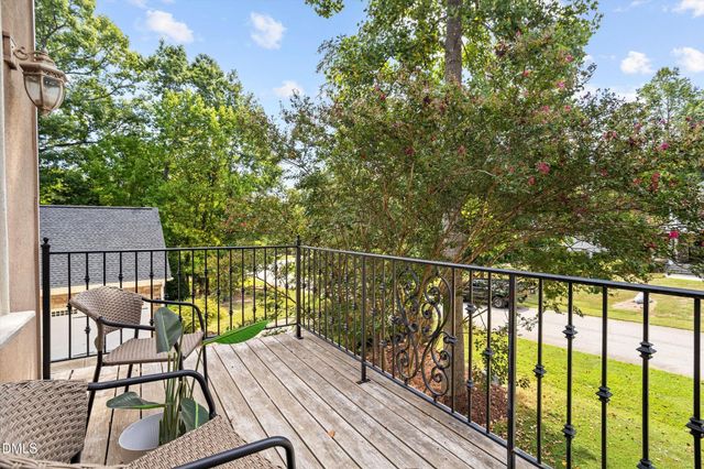 8107 Henderson Road, Apex, NC 27539