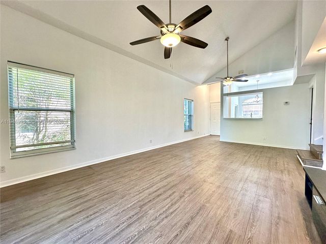 1013 Via Jardin 0, Riviera Beach, FL 33418