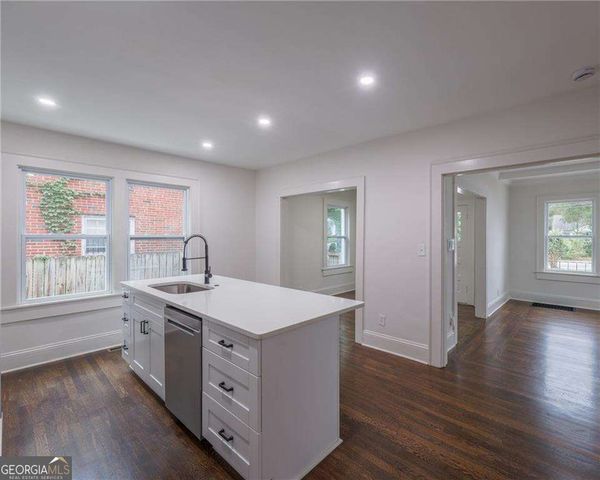 1373 M L King Jr Drive SW, Atlanta, GA 30314