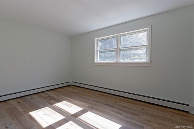 929 Centre Road, Rhinebeck, NY 12580