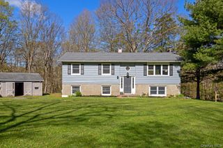 929 Centre Road, Rhinebeck, NY 12580
