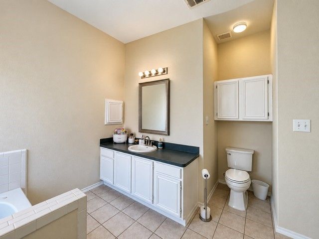 8813 Pheasant Run Drive, Rowlett, TX 75089