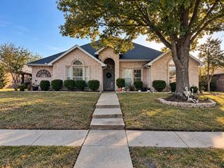 8813 Pheasant Run Drive, Rowlett, TX 75089