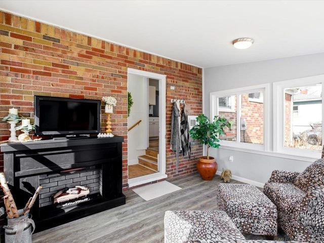 847 Carolina, Marysville, MI 48040
