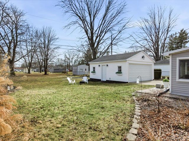 847 Carolina, Marysville, MI 48040