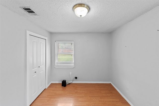 221 Wallace Drive, Garland, TX 75041