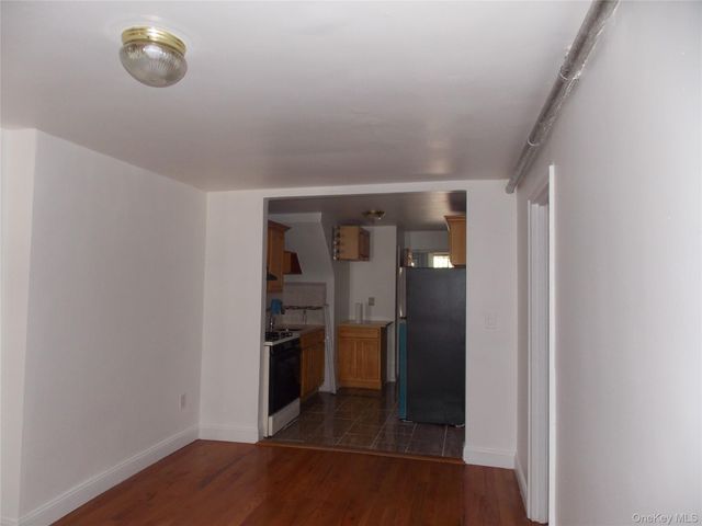 2927 Throop Avenue, Bronx, NY 10469