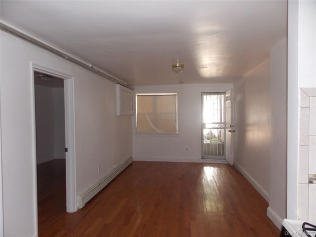 2927 Throop Avenue, Bronx, NY 10469