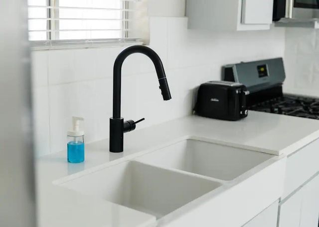 114 Redan Street, Houston, TX 77009