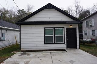 9810 Arbor Oak, Willis, TX 77318