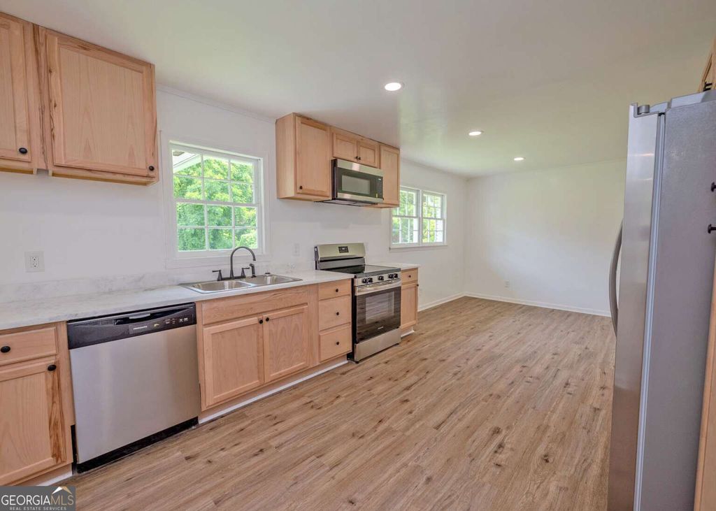 13 Brown Street, Toccoa, GA 30577 — photo 2