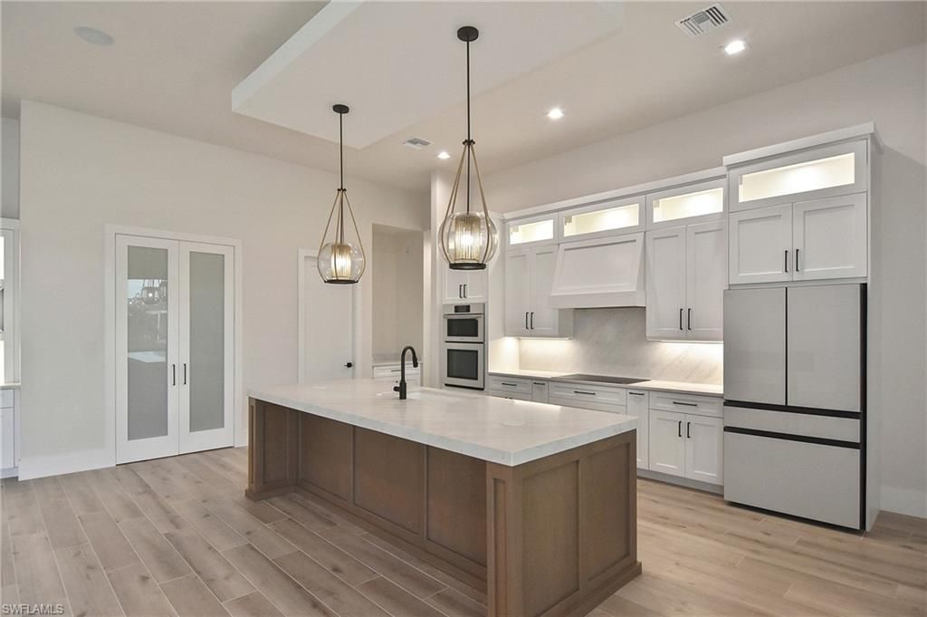 Image 17 of property listing at 1430 Mohawk PKWY, Cape Coral, FL 33914
