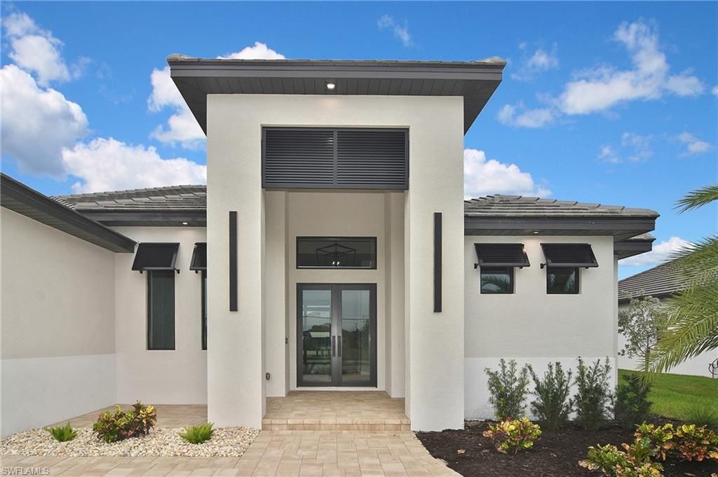 Image 3 of property listing at 1430 Mohawk PKWY, Cape Coral, FL 33914